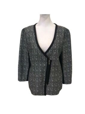 DKNYC Size 14 asymmetrical zip front blazer. Black white mixed media